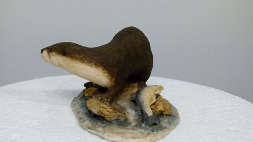 Border fine arts otter - , and
