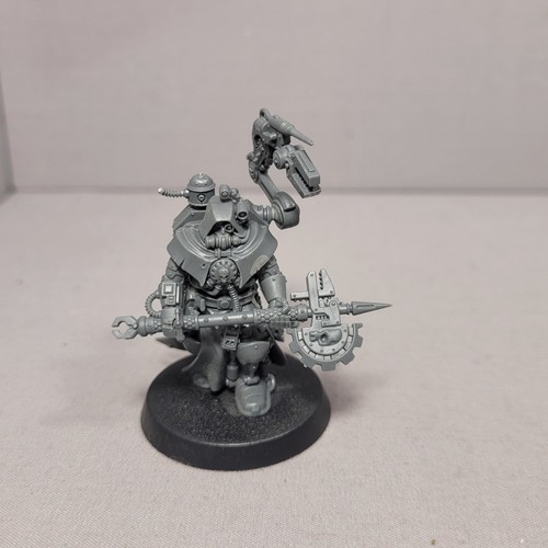 Tech priest enginseer adeptus - tech-priest,