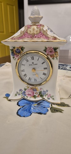 Beautiful royal albert - royal, lady