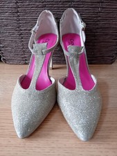 Ladies gold sparkle shoes - sparkle,