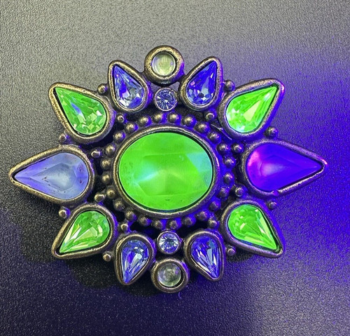 Vintage sunburst brooch - vintage,