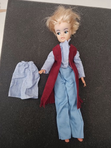 1970s vintage sindy doll short - 1970s,