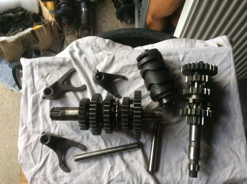 Yamaha dt125 gearbox parts - yamaha,