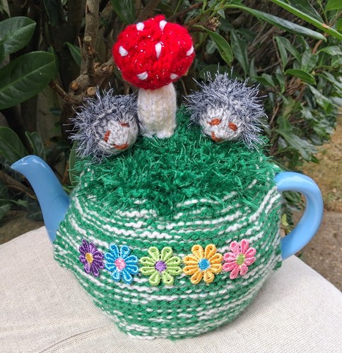 New hand knitted - 🌟new,