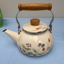 Stovetop Enamel Kettle, Country Kitchen Style,  In Good Order.     (B68)