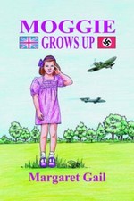Moggie Grows Up,Margaret Gail