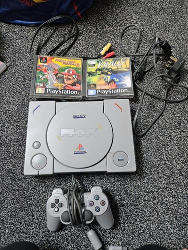 Sony playstation console - playstation, 1