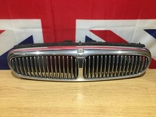 Jaguar XJ8 X308 Chrome Grill With Plastic Mounting