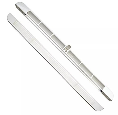 White trickle slot vents - white,