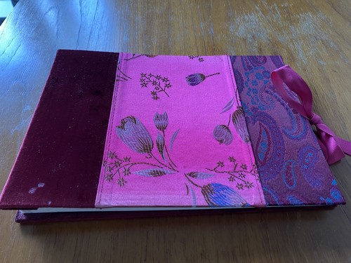 Title paperchase velvet - title:,