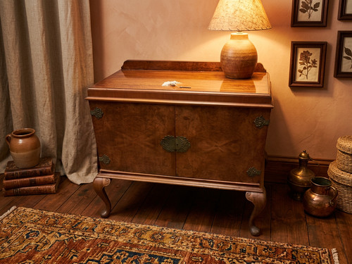 Antique art deco - walnut, burr