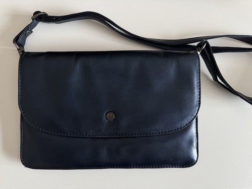 Yoshi leather hand - yoshi,