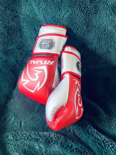 Rival professional 100 - 100, series