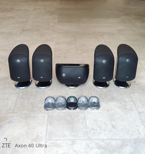 Bowers and wilkins m1 - b&w,