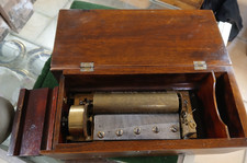 Antique Cylinder Music Box - Unbranded Not Working in Mahogany Case