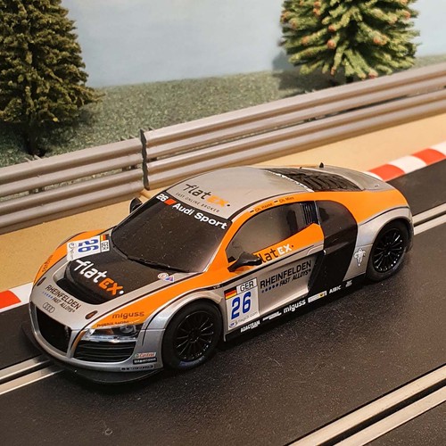Scalextric c1330 audi r8 - scalextric,