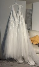 Oleg Cassini Ivory Ballgown