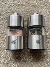 Qatar Airways Business/ First - Salt & Pepper Grinders