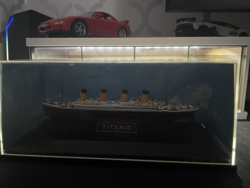 White star line titanic ocean - line,