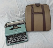 1950's Vintage Olivetti Lettera 22 Portable Typewriter with Case(not Tested)