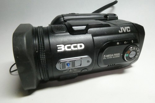 Jvc mg500e 3ccd - 3ccd, handheld