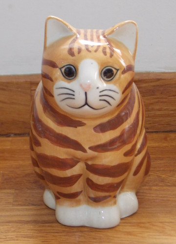 Quail pottery minnie - pottery, ''minnie''