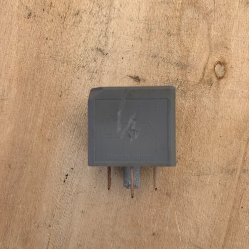 Relay grey 5pin 12v 40a - relay,