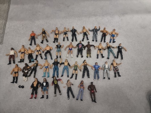 Wwe wrestling figures job lot - wwe,