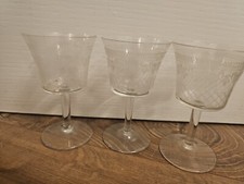  Edwardian Pall Mall Lady