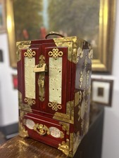 Stunning Vintage Oriental