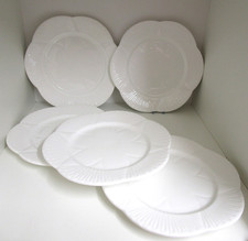 Vintage SHELLEY WHITE DAINTY