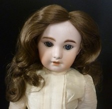 13"   / 33cm  DOLL WIG FOR