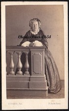 PARIS FRANCE CDV LADY SPOTTED