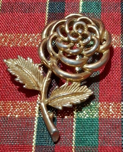 Vintage sarah coventry gold - vintage,