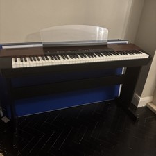 Yamaha digital piano P 120 88-key keyboard 