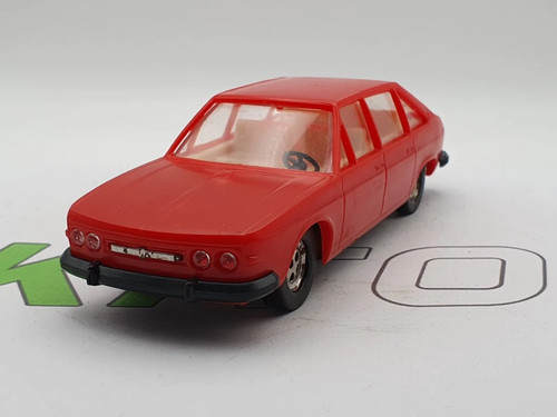 Tatra 613 kdn - 1/35,