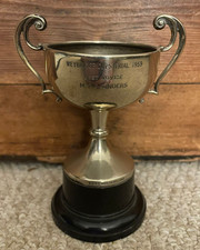 Vintage Motorsport Trophy –