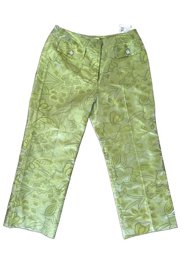 Stunning green damask - stunning,