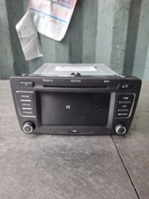 2011 SKODA OCTAVIA MK2 CD & MP3 PLAYER WITH SCREEN 1Z0035156M