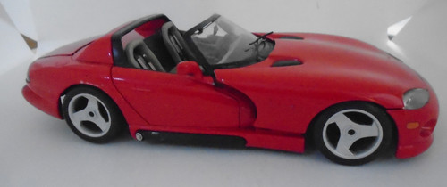Bburago dodge viper 10 - viper, rt/10