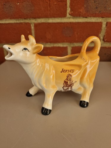 Jersey cow shaped - jersey, creamera