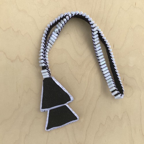 White bead black - bead, lestovka