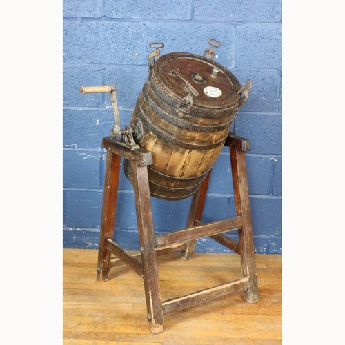 Early c20th oak butter churn - c20th,