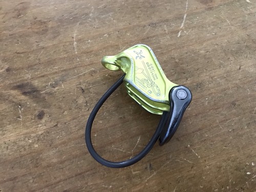 Dmm pivot guide - dmm,