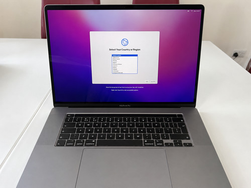 Apple macbook pro - pro, 16"