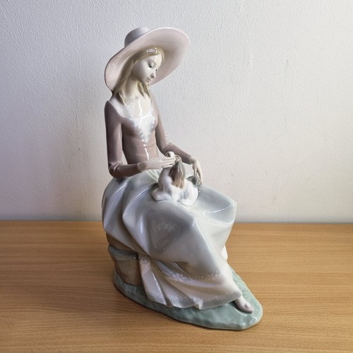 Rare large lladro statue - large,