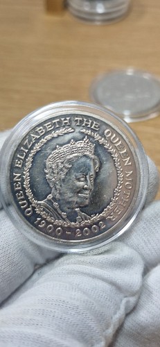 2002 five pound coin - five,