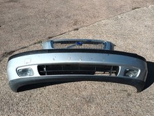 VOLVO V70 D5 SE DIESEL 00-07 MK2 FRONT BUMPER + MOULDINGS + GRILL + FOGLIGHTS