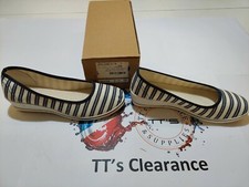 MUTO BLUE STRIPED WEDGE PUMPS