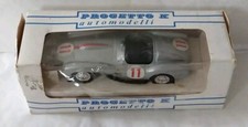 Vintage 1:43 Model Car •